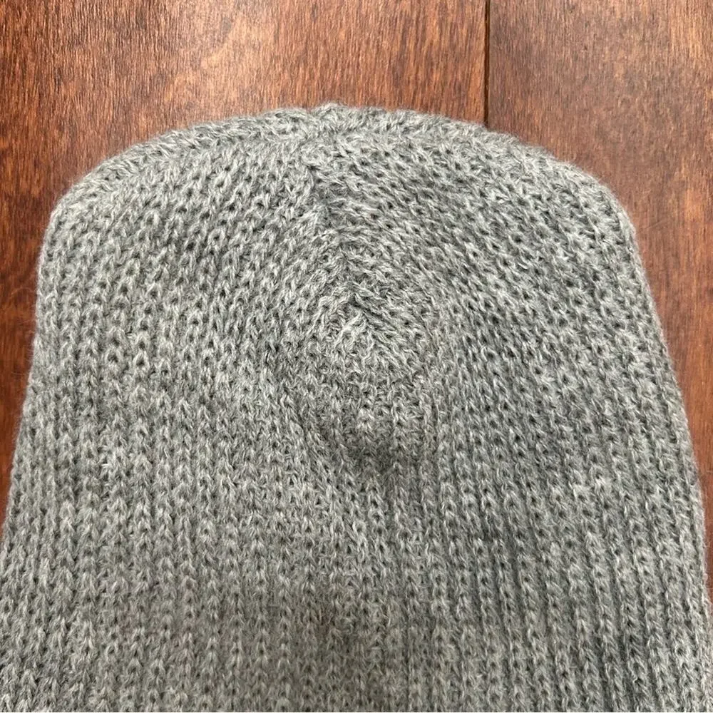 Key Street Gray Knitted Beanie, Unisex, New Without Tags